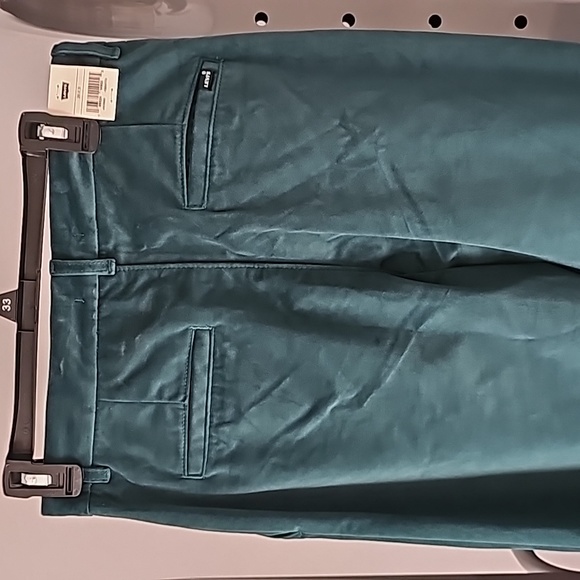 NWT Levi velour trousers - Picture 2 of 8